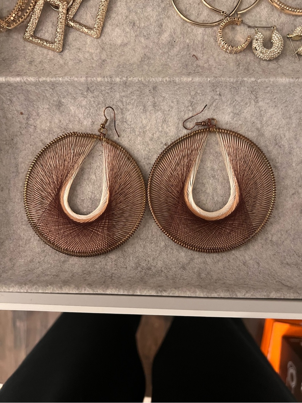Wire Thread Circle Drop Earrings - Brown and Cream